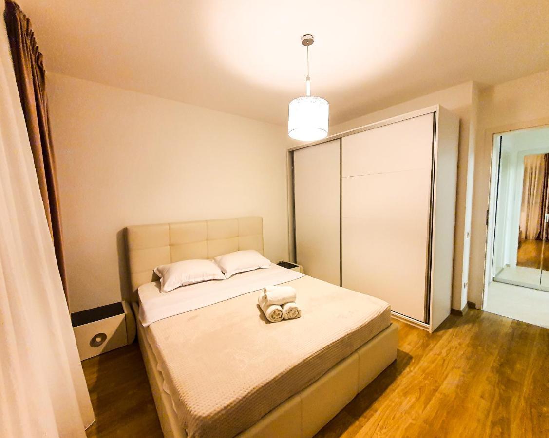 Luxurious Retreat 1Br Apartment With Netflix, Private Parking And Self Check In Popesti-Leordeni Extérieur photo